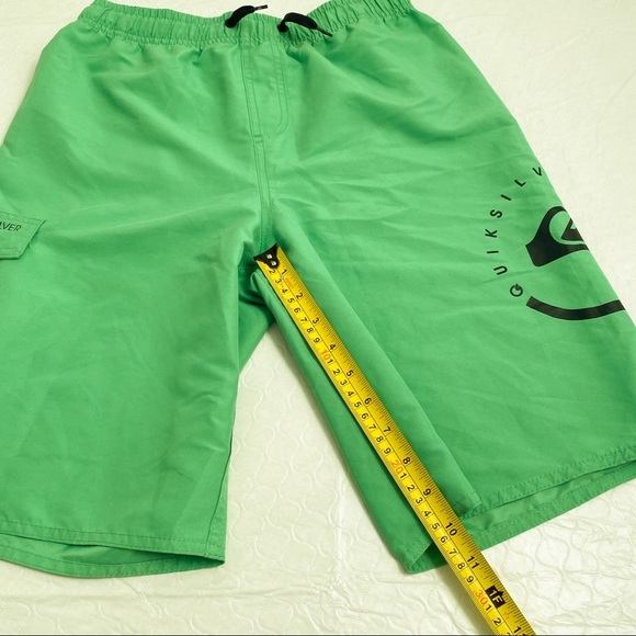 Quicksilver green mesh lined swim trunks XL - Picture 7 of 7